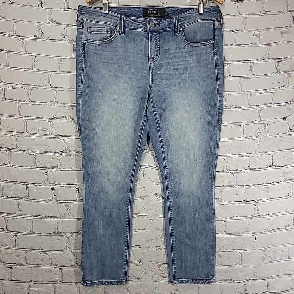 Torrid Jeans Womens 14 Light‎ Blue Skinny Ankle Stretch